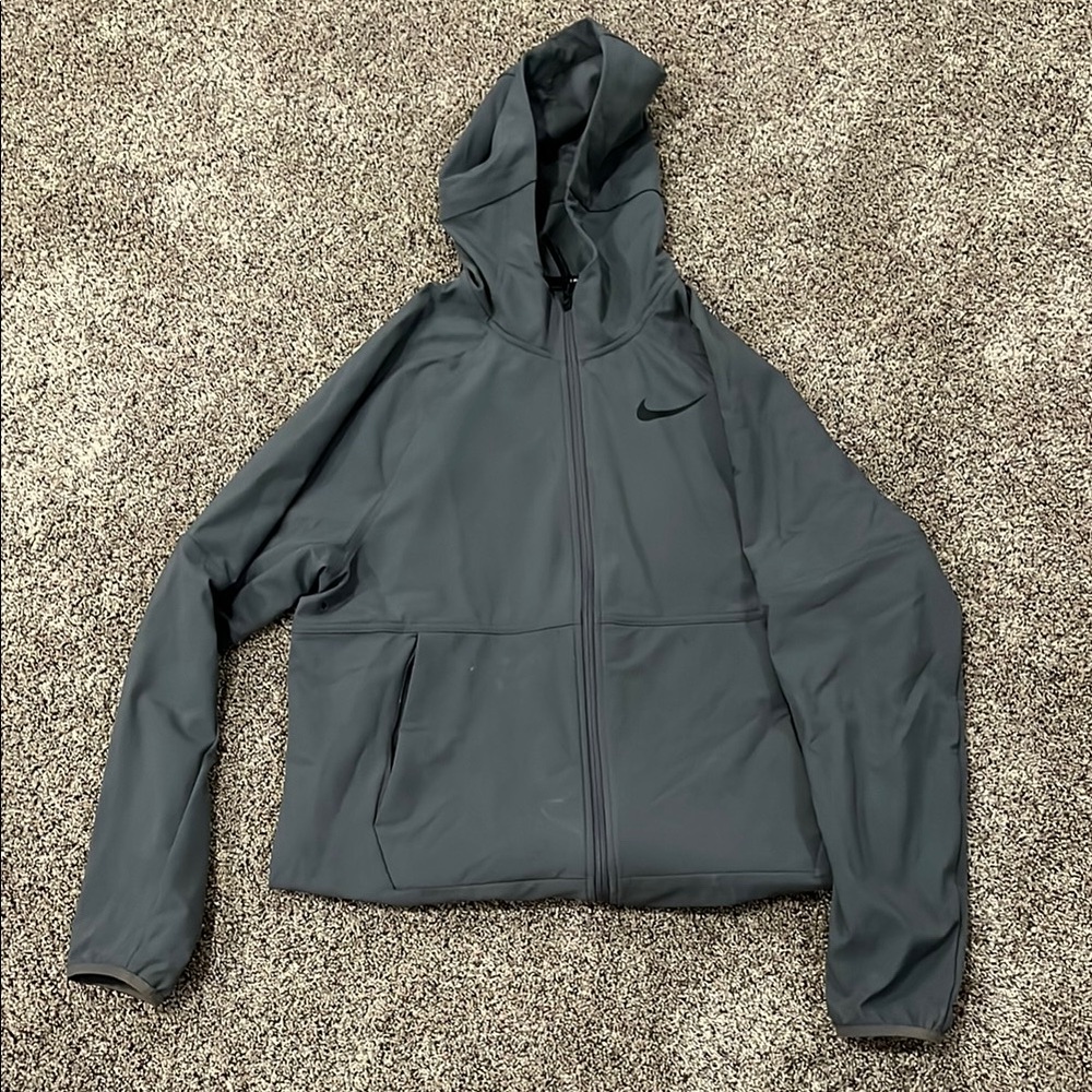 Men’s gray nike jacket